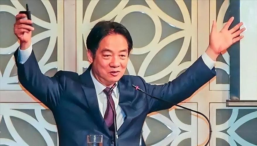 见过医生救人还要挨骂的吗？最近海峡对岸就上演了这么一出荒诞剧。一位退休儿科老大夫