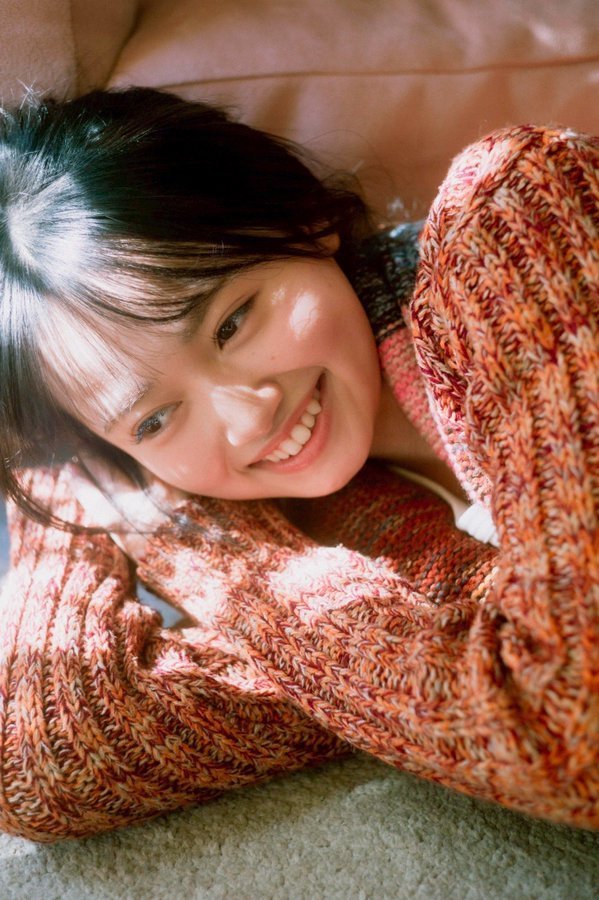 AKB48花田蓝衣自杀威胁AKB48花田蓝衣称会斗争到底 AKB48 成员花田蓝