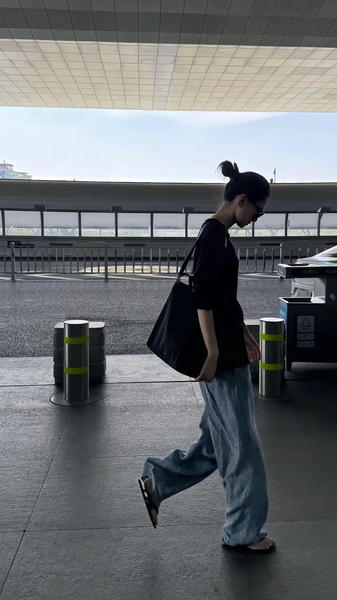 什么样的穿搭可以成为气质女神?气质高雅的穿搭风格系列，职业干练VS轻松休闲，美啊