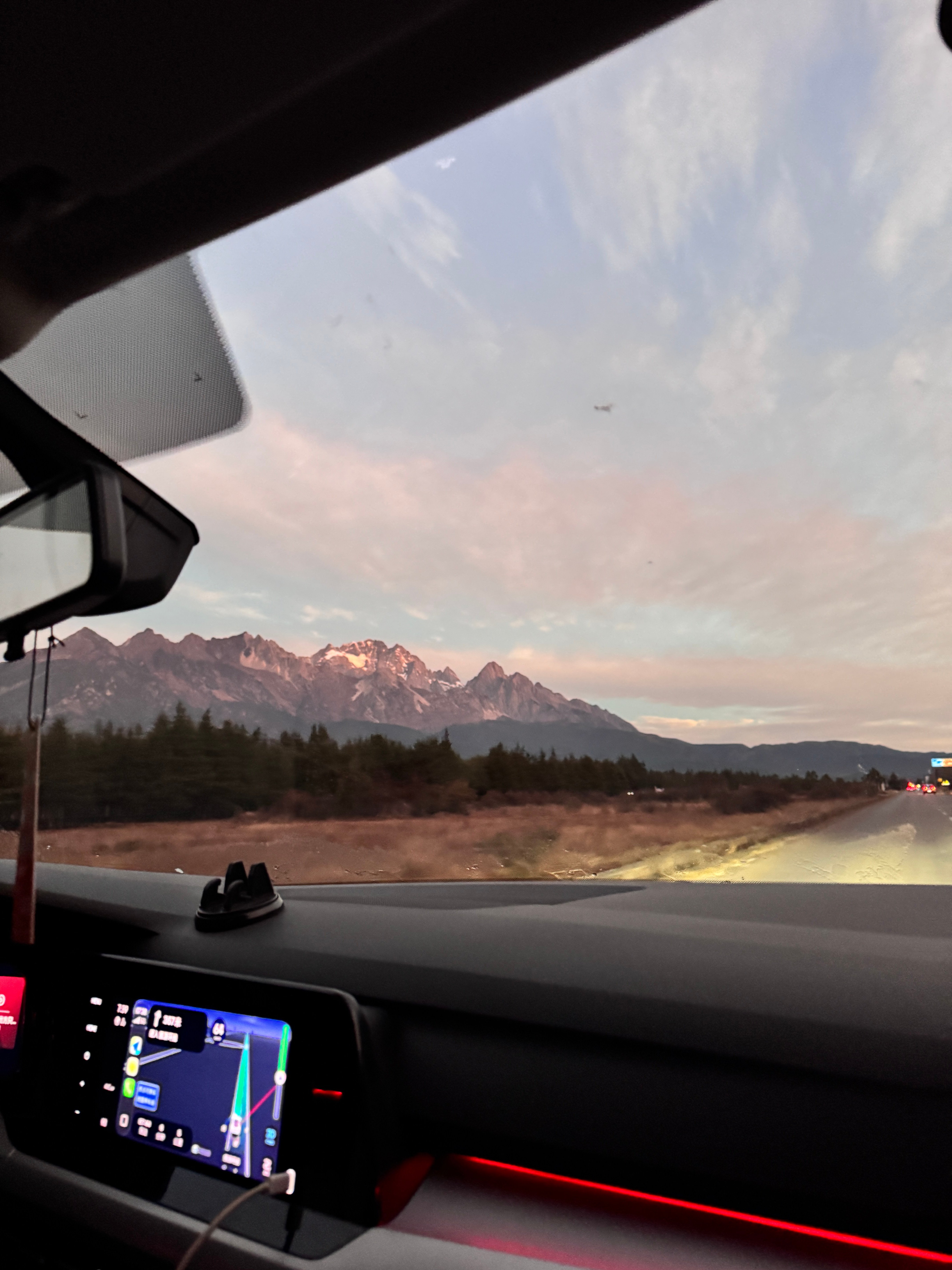 追赶太阳升起 丽江·玉龙雪山