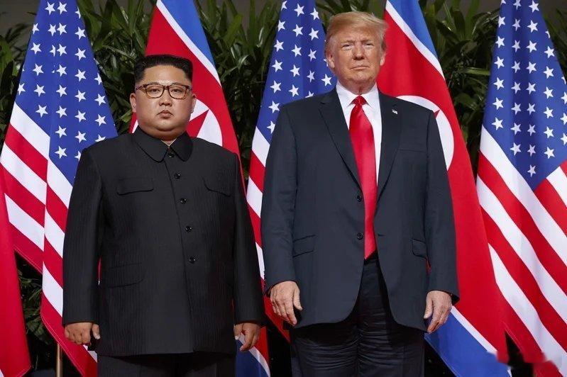 白宫说，特朗普仍愿意无前提与金正恩对话。 ​​​