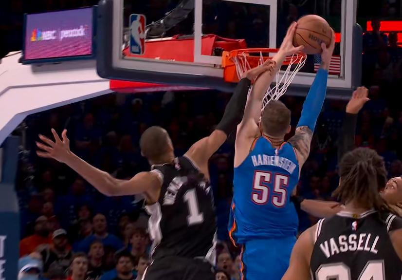 7分50秒，文班第五犯NBA