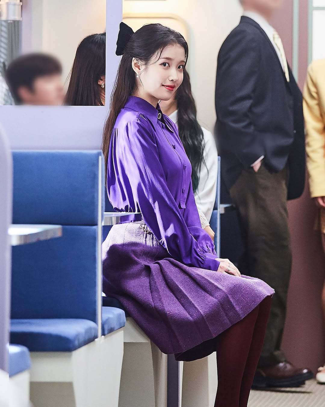 IU 