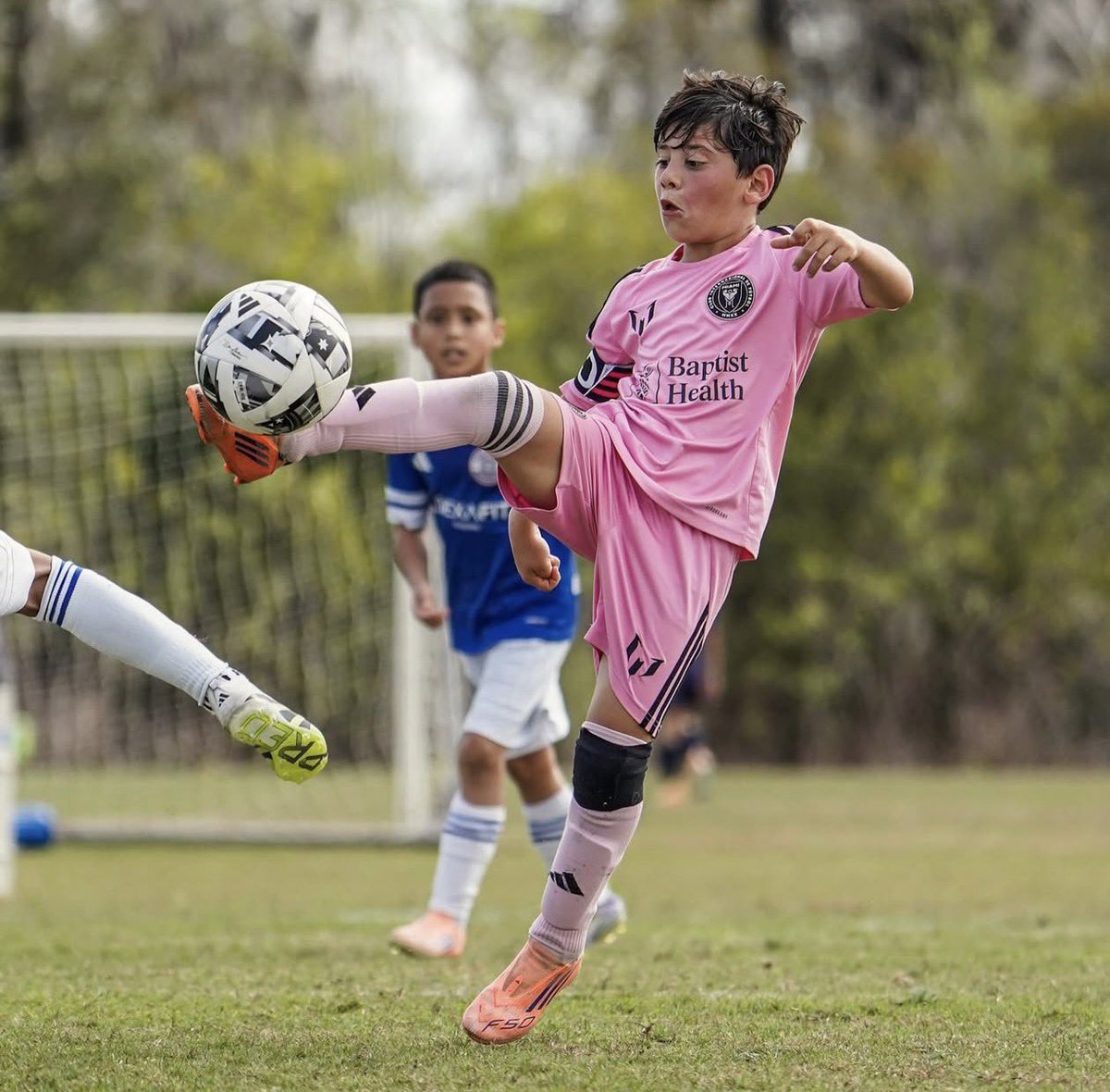 希罗梅西🔥特朗普在白宫接见梅西
