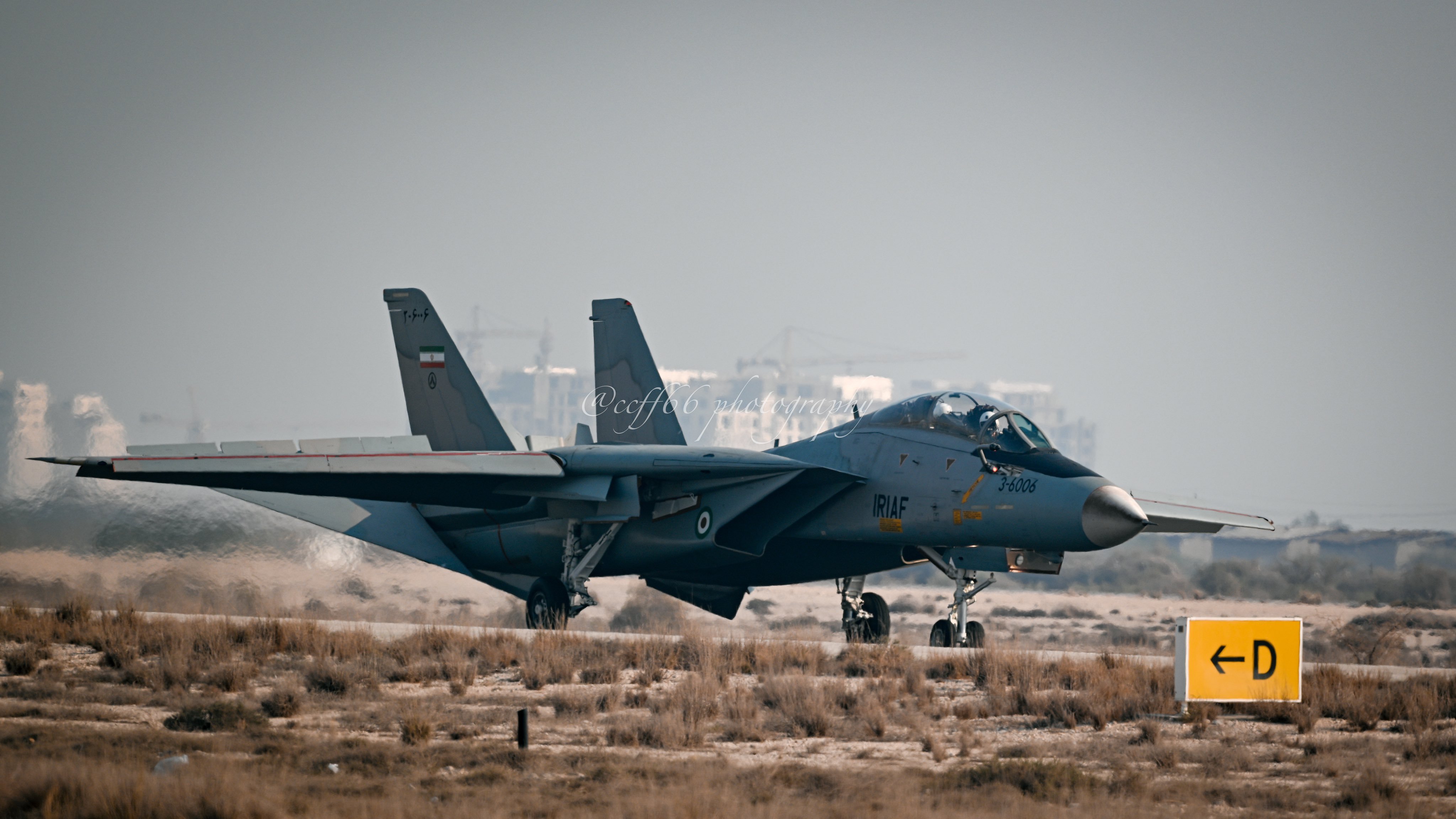 tomcat forever  基什岛第12届伊朗国际航展上的伊朗空军F-14A