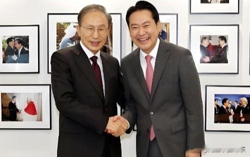 这节奏也太巧了吧！

1月4日，李在明准备访华，1月2日李明博在首尔会见国民力量