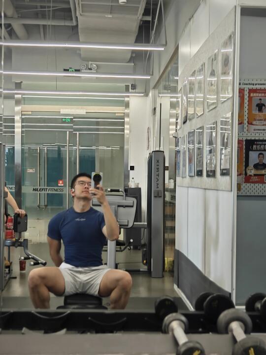 几天没撸铁了