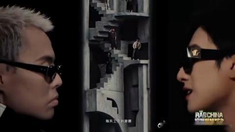 严浩翔MYWAY侧脸镜头严浩翔谢帝MYWAY对唱 那个侧脸镜头真的很有感觉，黑白