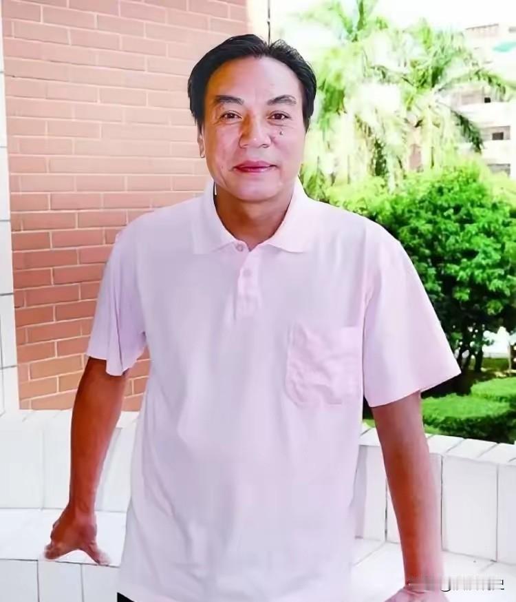 一等功臣陈夏雨：五华热血少年，浴血边关立大功
 
陈夏雨，男，1960年出生。广