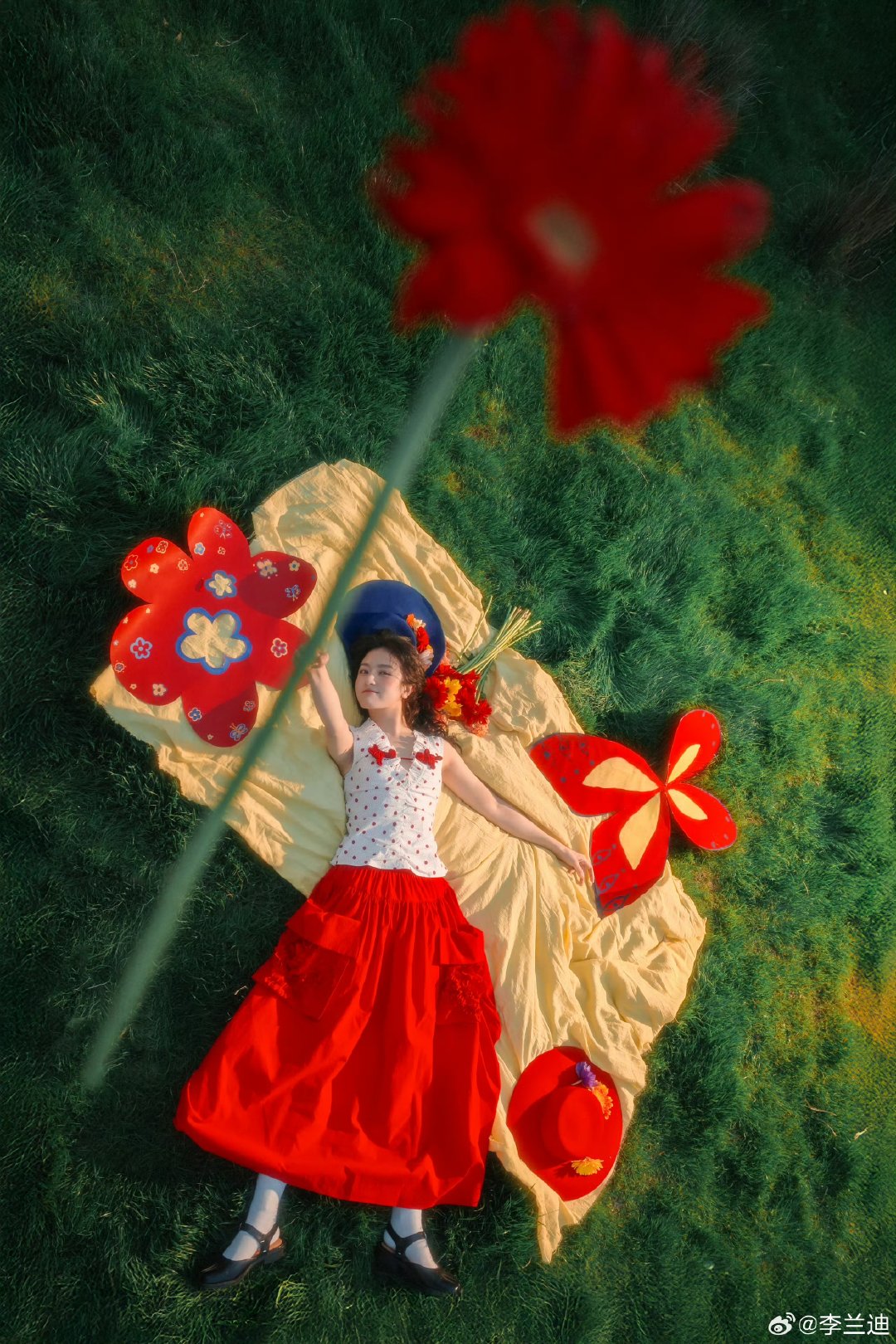 李兰迪梦游仙境 好美 