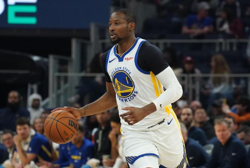 据勇士随队记者Anthony Slater报道，消息人士透露，在涉及库明加的交易