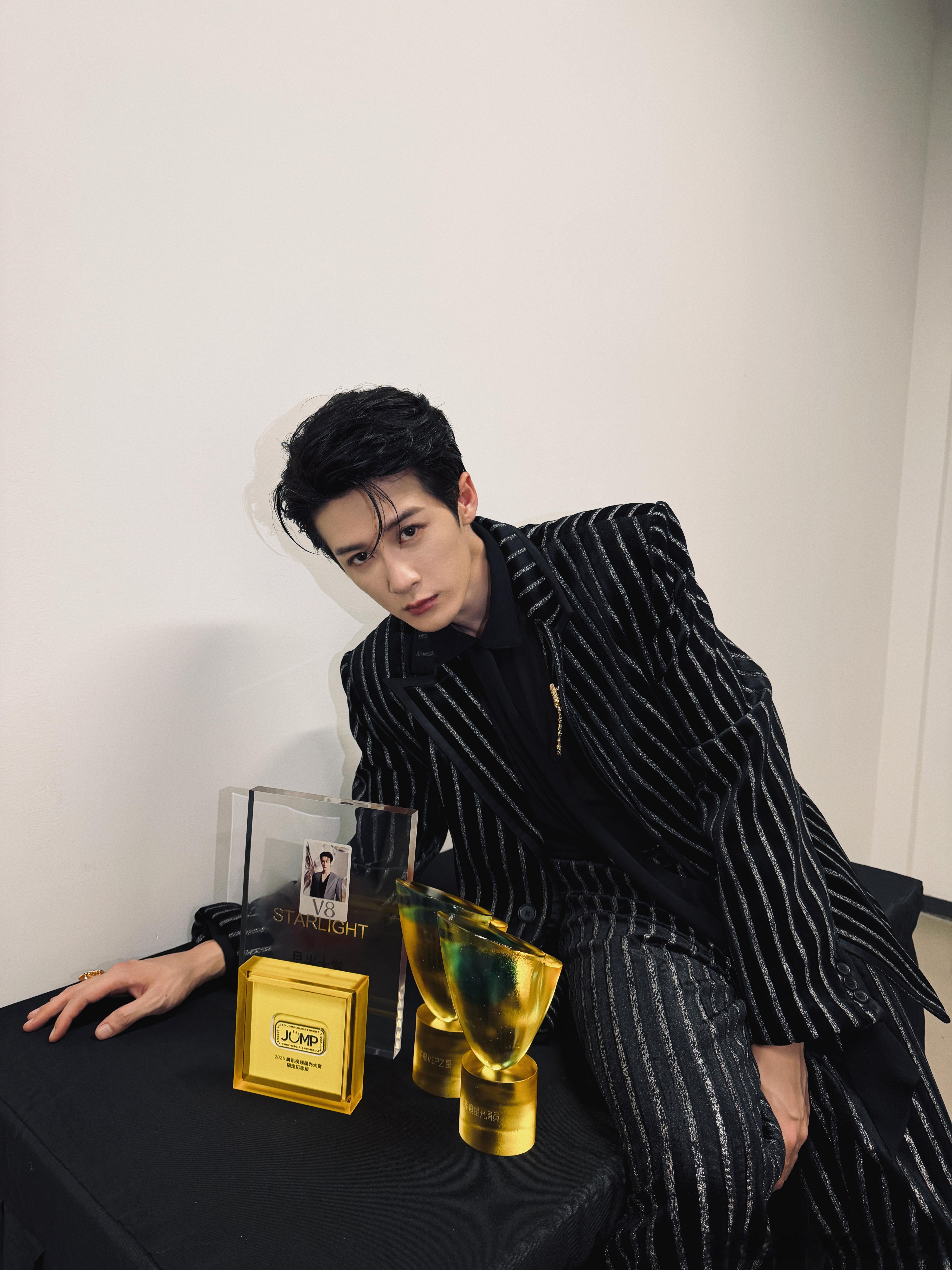 妈呀…，感觉这张特别有亓sir味儿