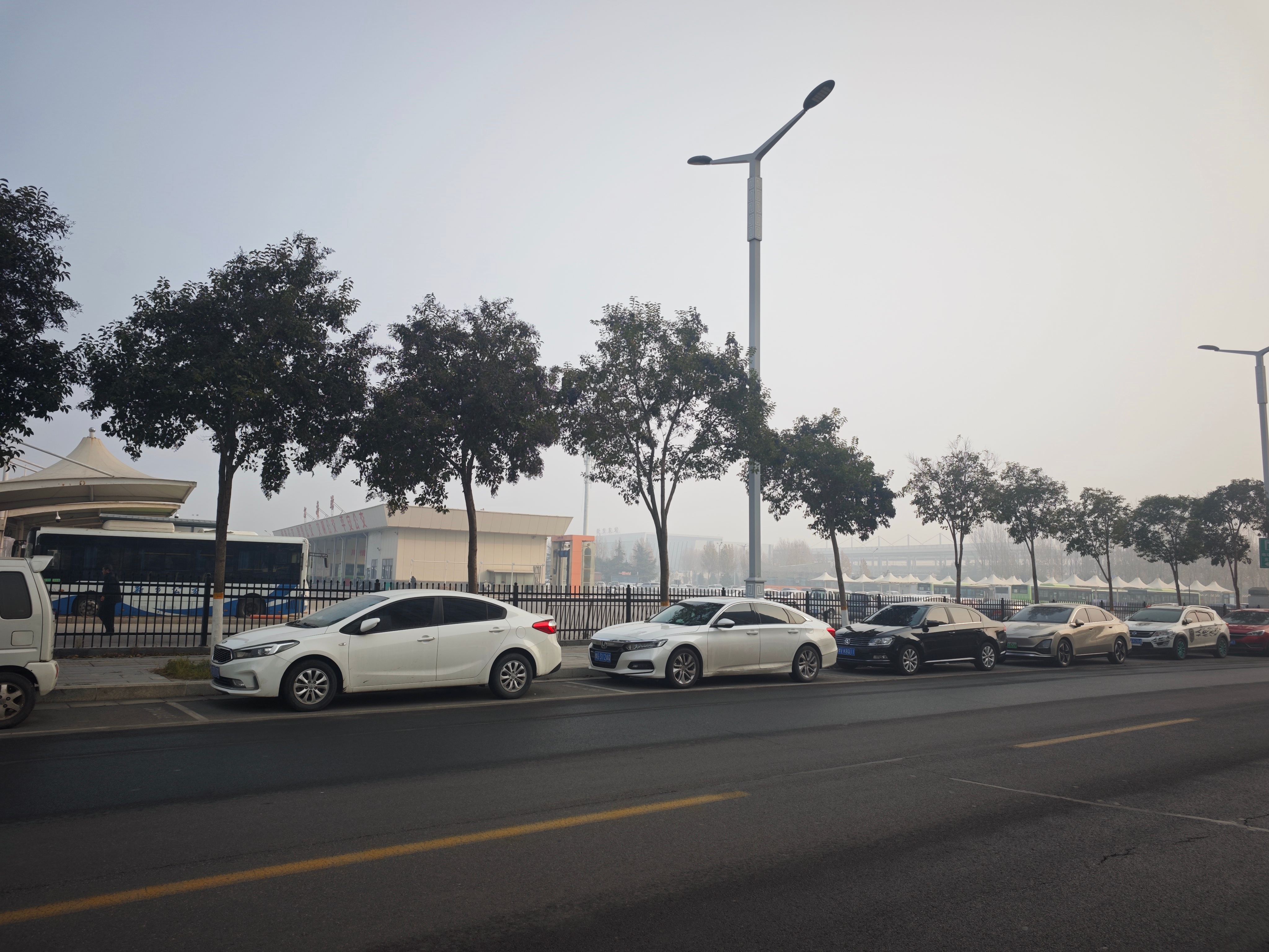 打卡宇宙中心新乡东站。 新乡·新乡高铁东站