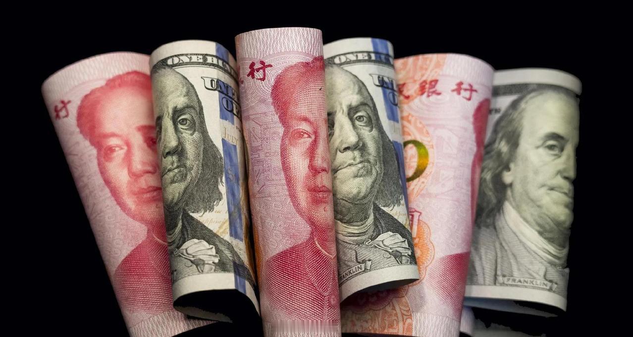 人民币对美元汇率延续升势，离岸人民币兑美元升破7.0大关，为2024年9月以来首