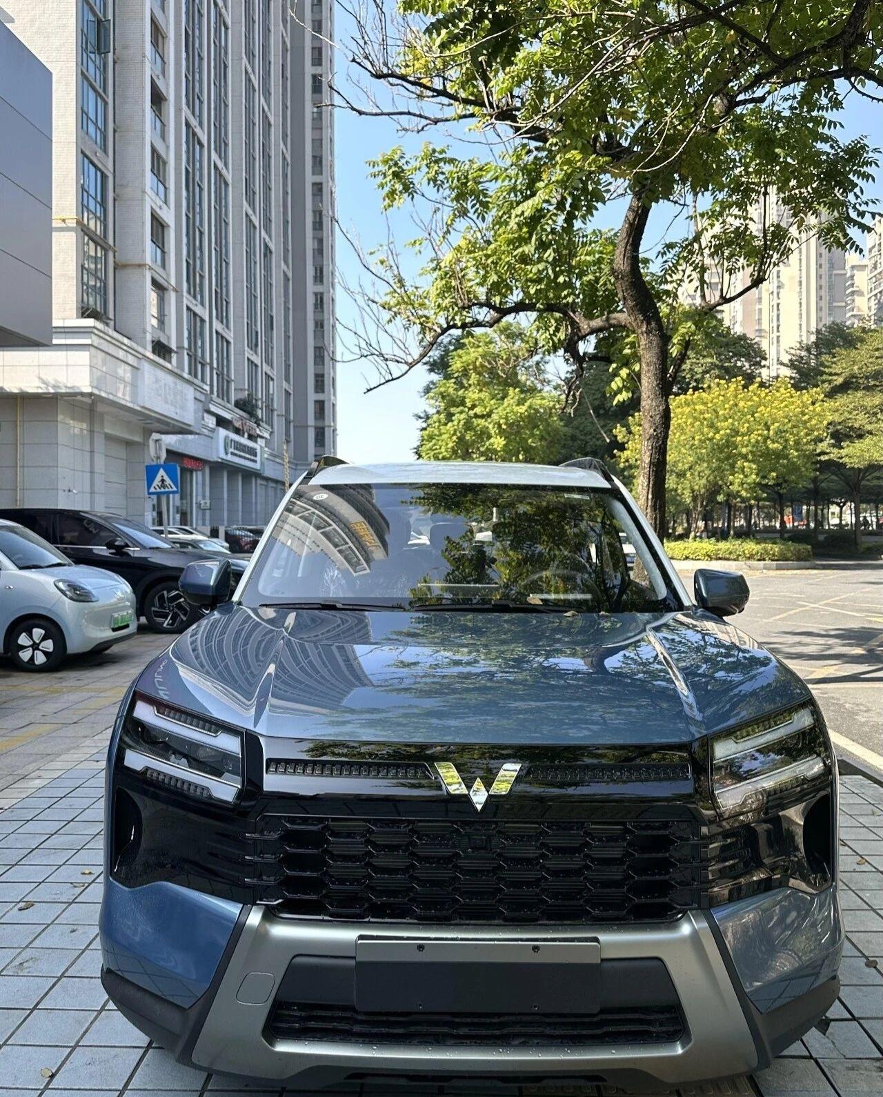 我们从国内经销商处拍摄到了五菱宏光侠实车图，该车未来或将命名为星光560，并有望