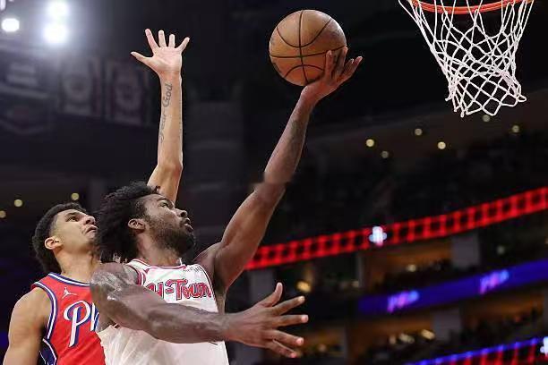 不管伊森是球队的先发还是替补，基本上都是球队第5人或者第6人的角色，他的表现，其