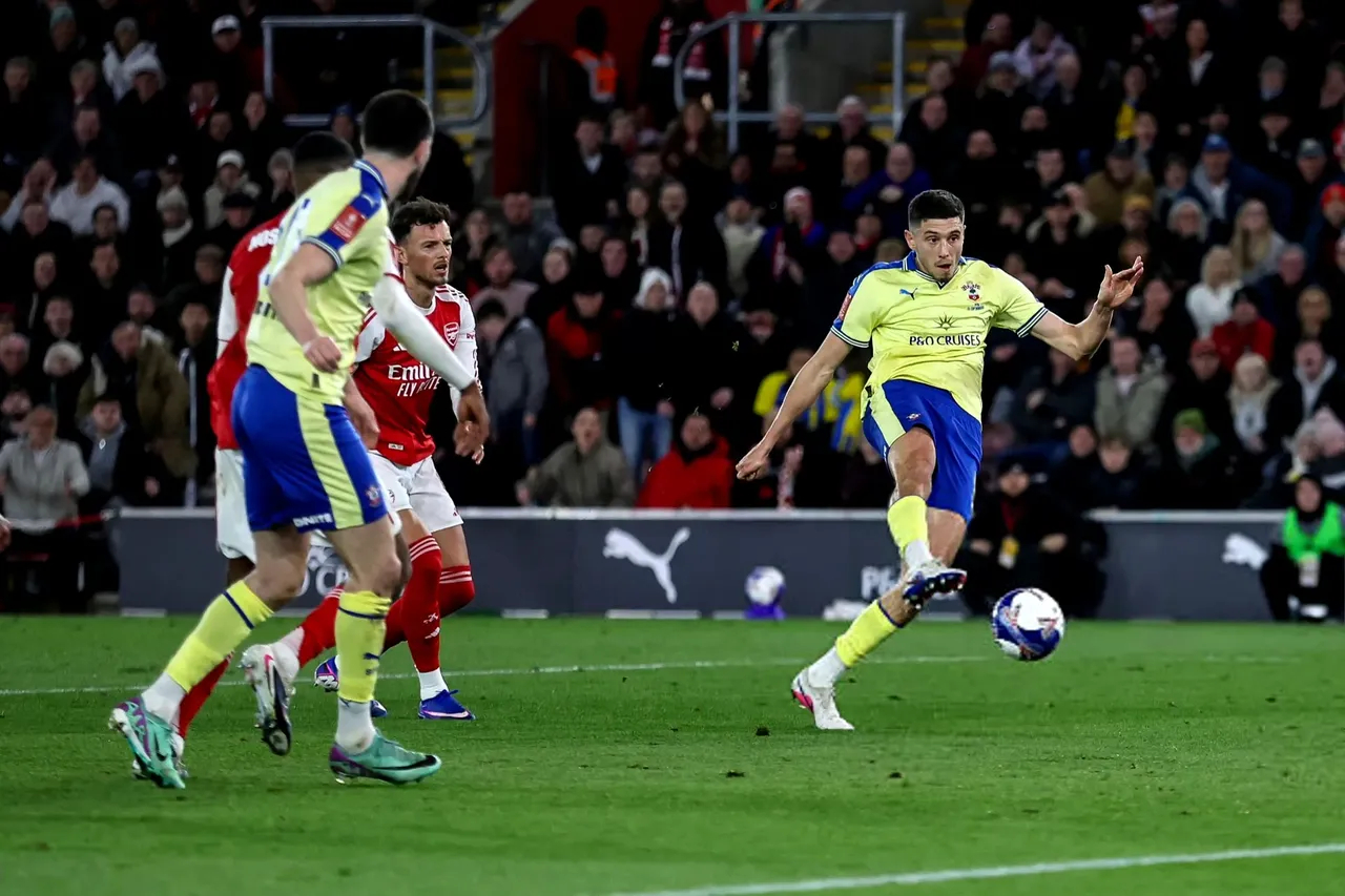 足总杯1/4决赛爆出大冷门，阿森纳客场1-2不敌南安普顿，太让人震惊了！即便枪手