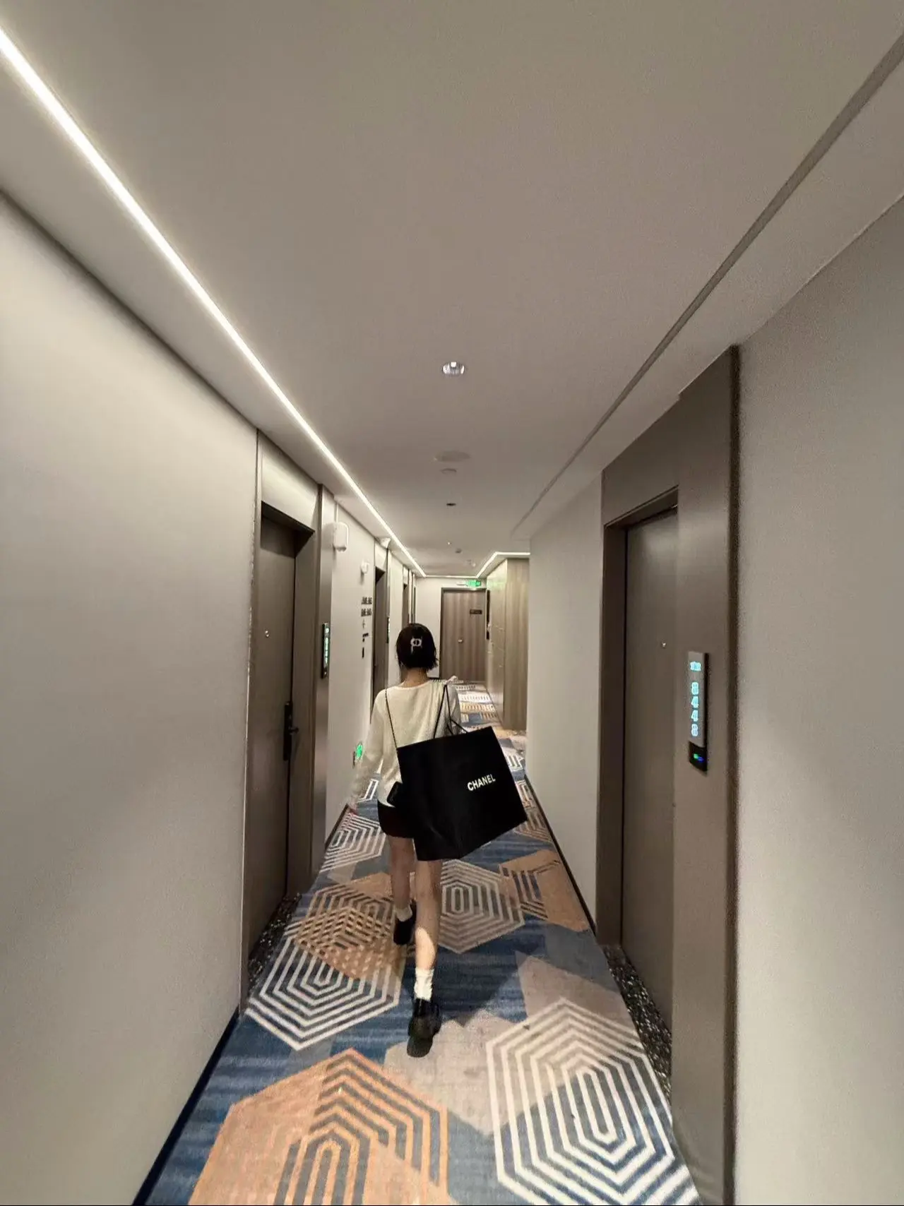 他留给你的是背影