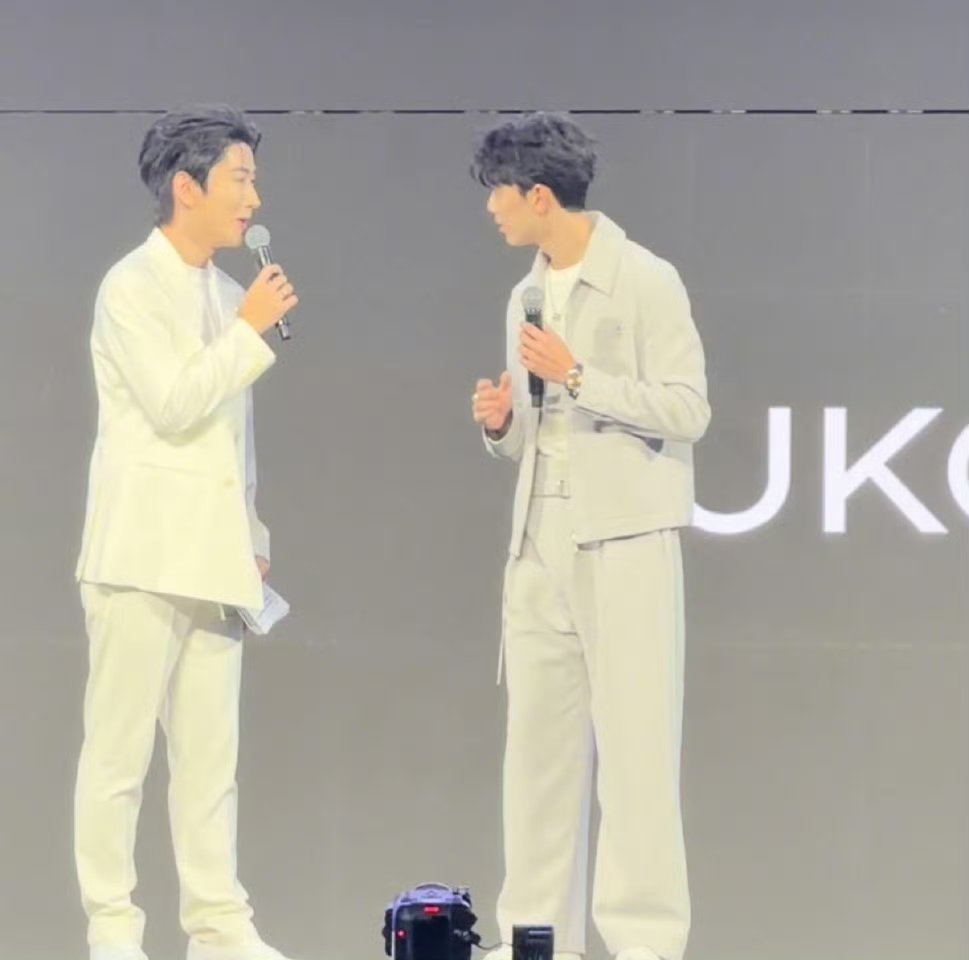 吴磊顾家好男人吴磊承认自己是顾家好男人  粉丝在线喊吴磊“顾家好男人”，他直接爽