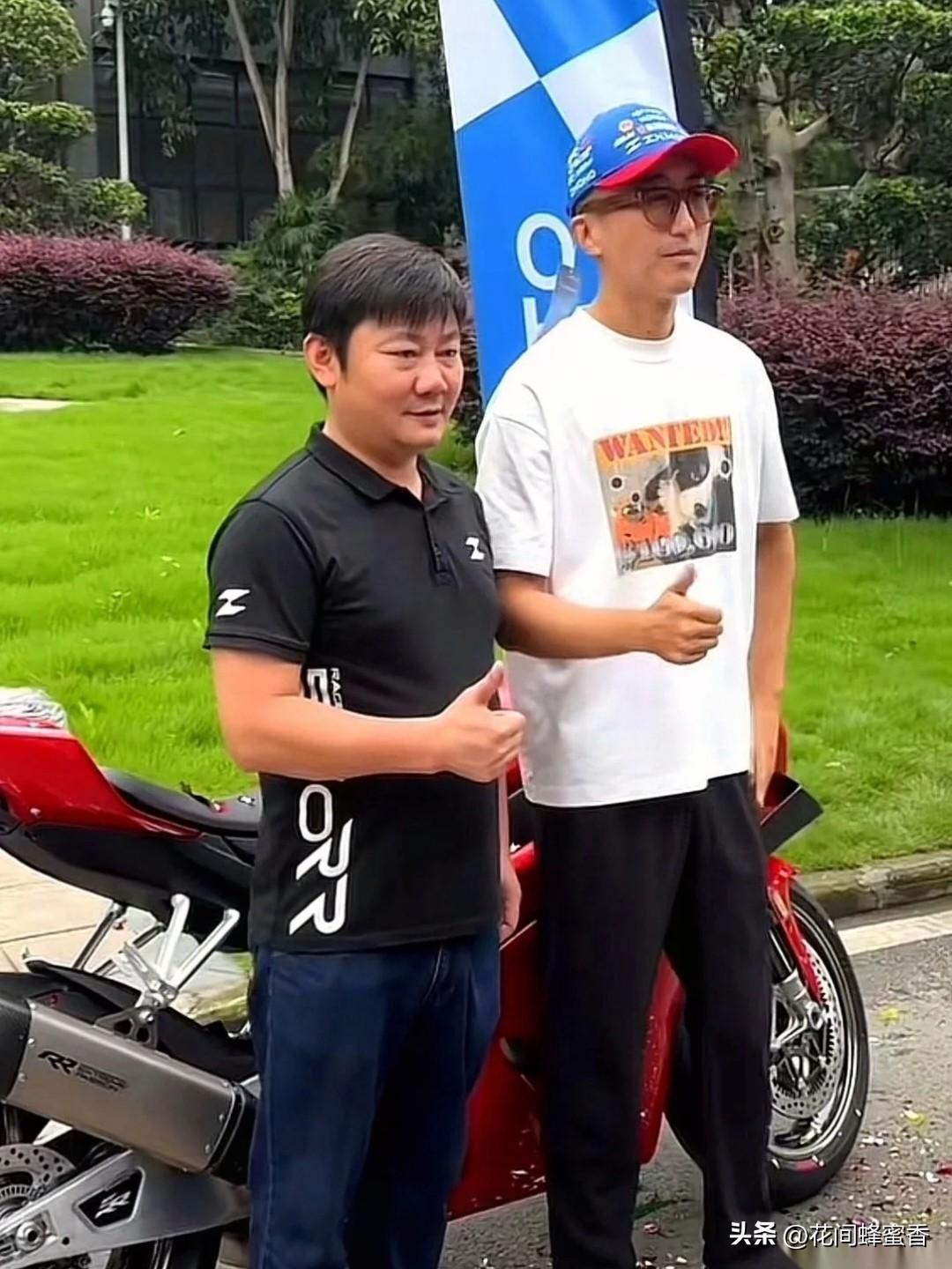 喊出“生吃雅马哈”
的解说自费提国产机车，
品牌创始人亲自到场交车…！
 
WS