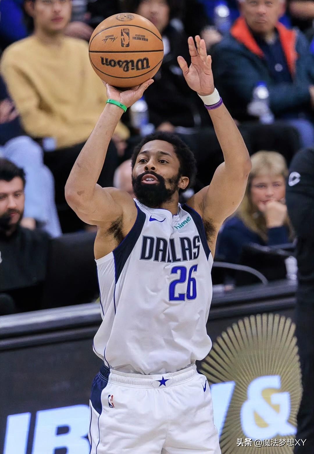 看到有CBA北方球队询价丁威迪
我真的绷不住了
不是能力的问题，而是对于丁威迪