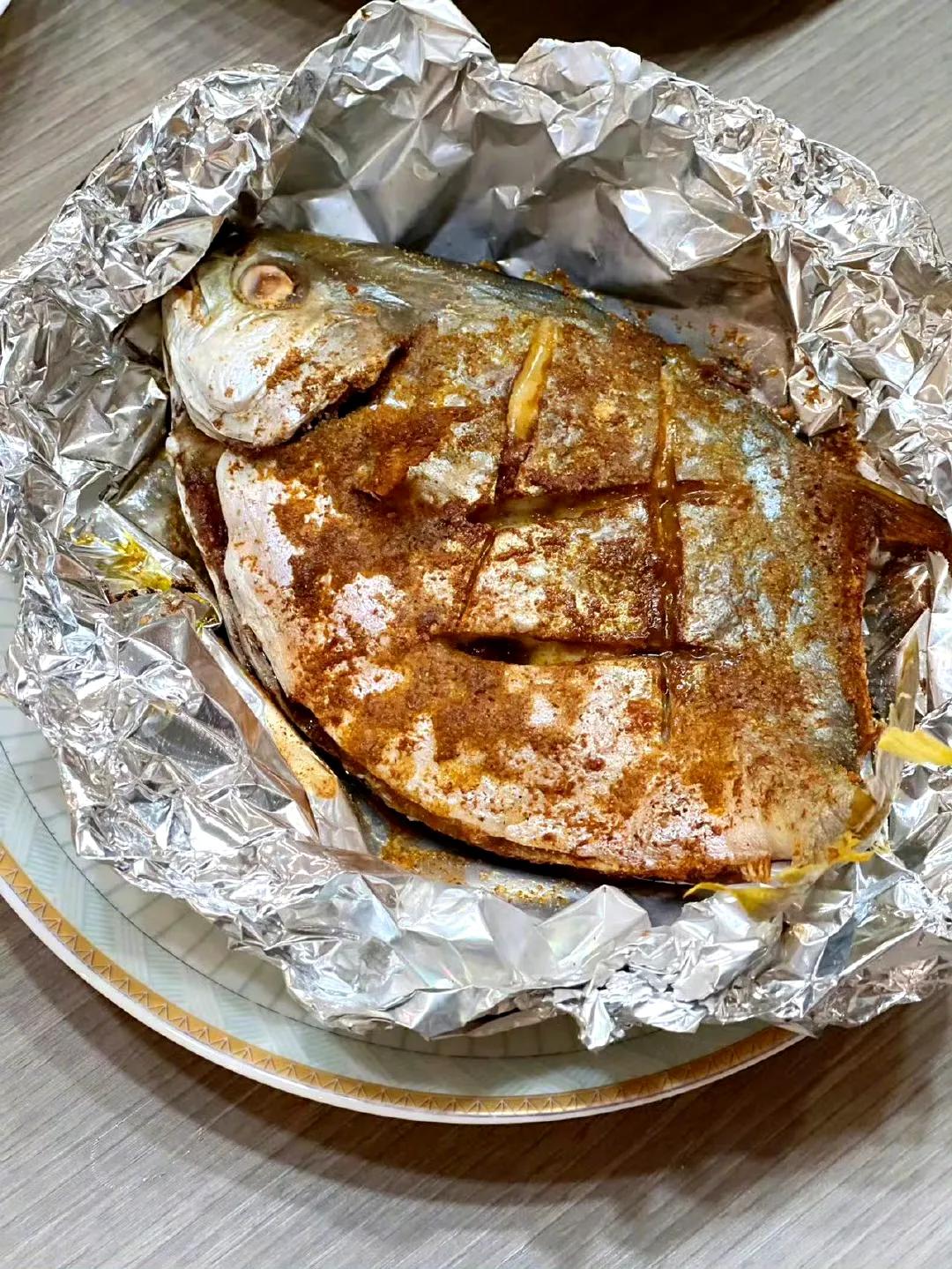 DHA不仅健脑，还能养眼！

长时间用电脑手机，电子屏幕发射的蓝光会伤害视网膜。