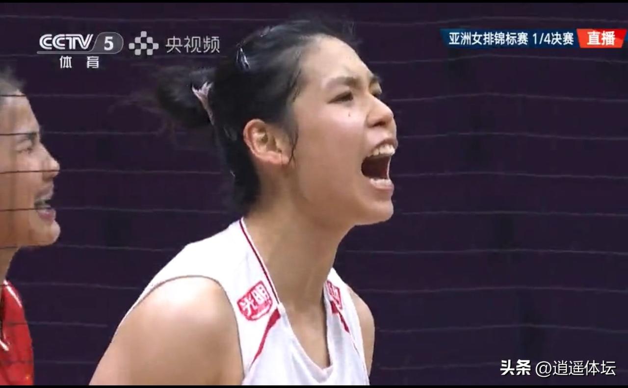 中国女排25：23险胜越南女排第2局，大比分来到2：0领先。第二局到底发生了什么