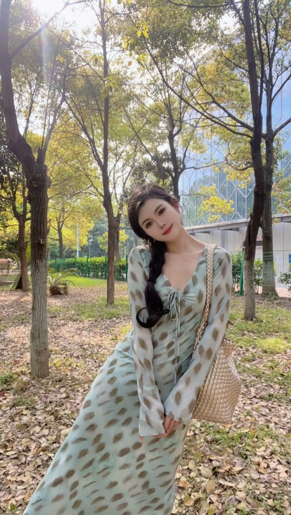人只有快乐，运气才会好。活在当下就好，不要预支明天的烦脑！