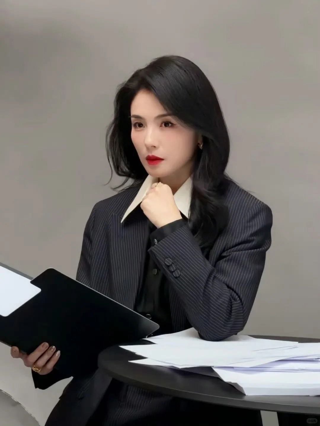 刘涛害怕带着话题演话题的人无限超越班 这话值得每个演员听进去。戏是靠人物站住的，