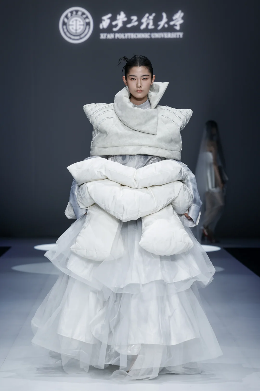 2025CGFW西安工程大学服装与服饰设计毕业秀