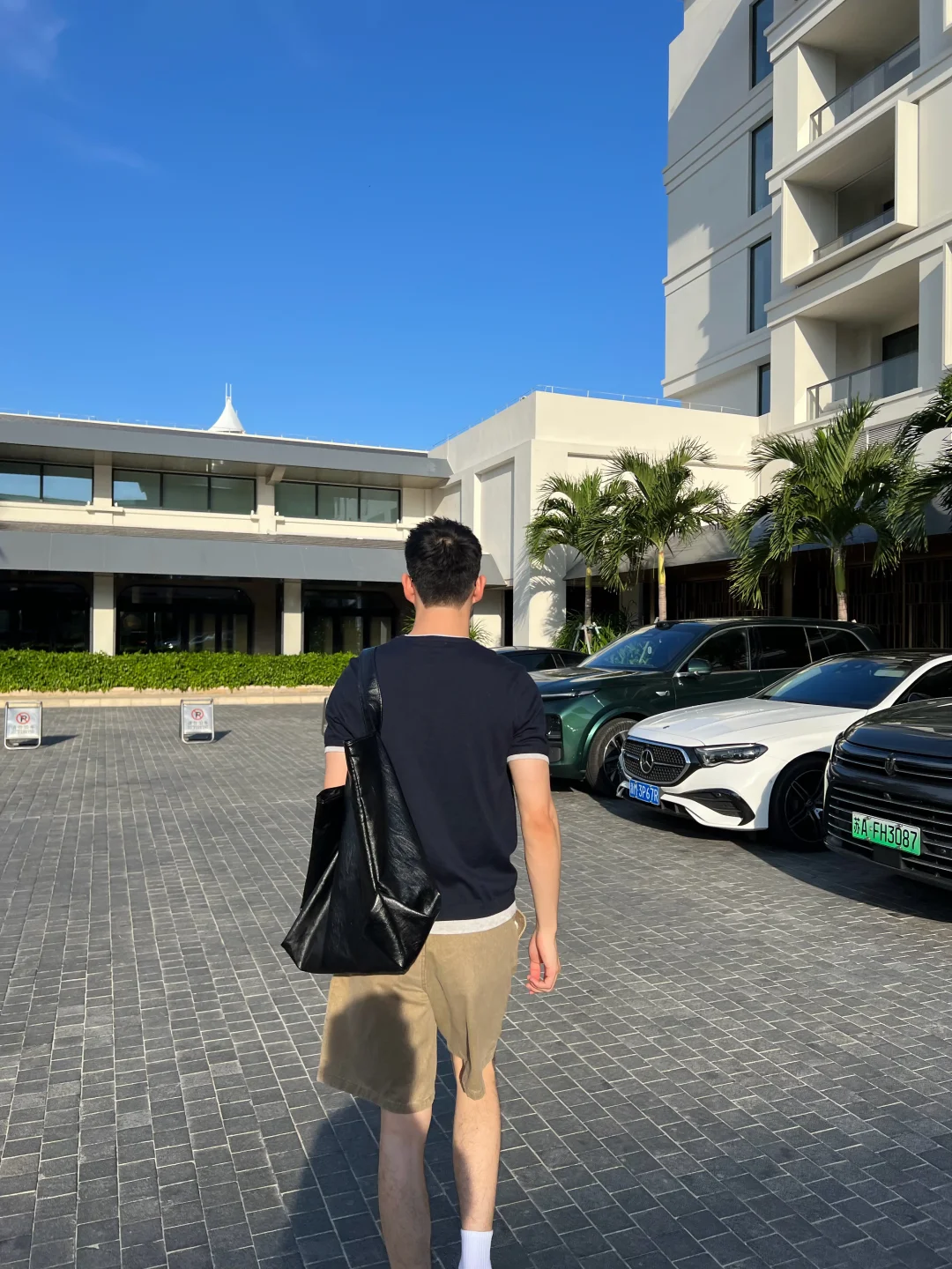 🌴