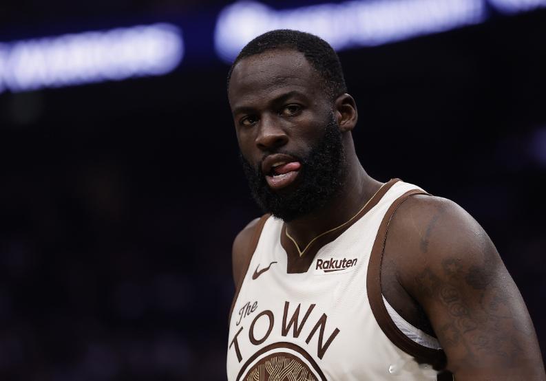 近日，前雄鹿主帅里弗斯在名嘴比尔·西蒙斯的播客节目中谈到了追梦。里弗斯表示：“我