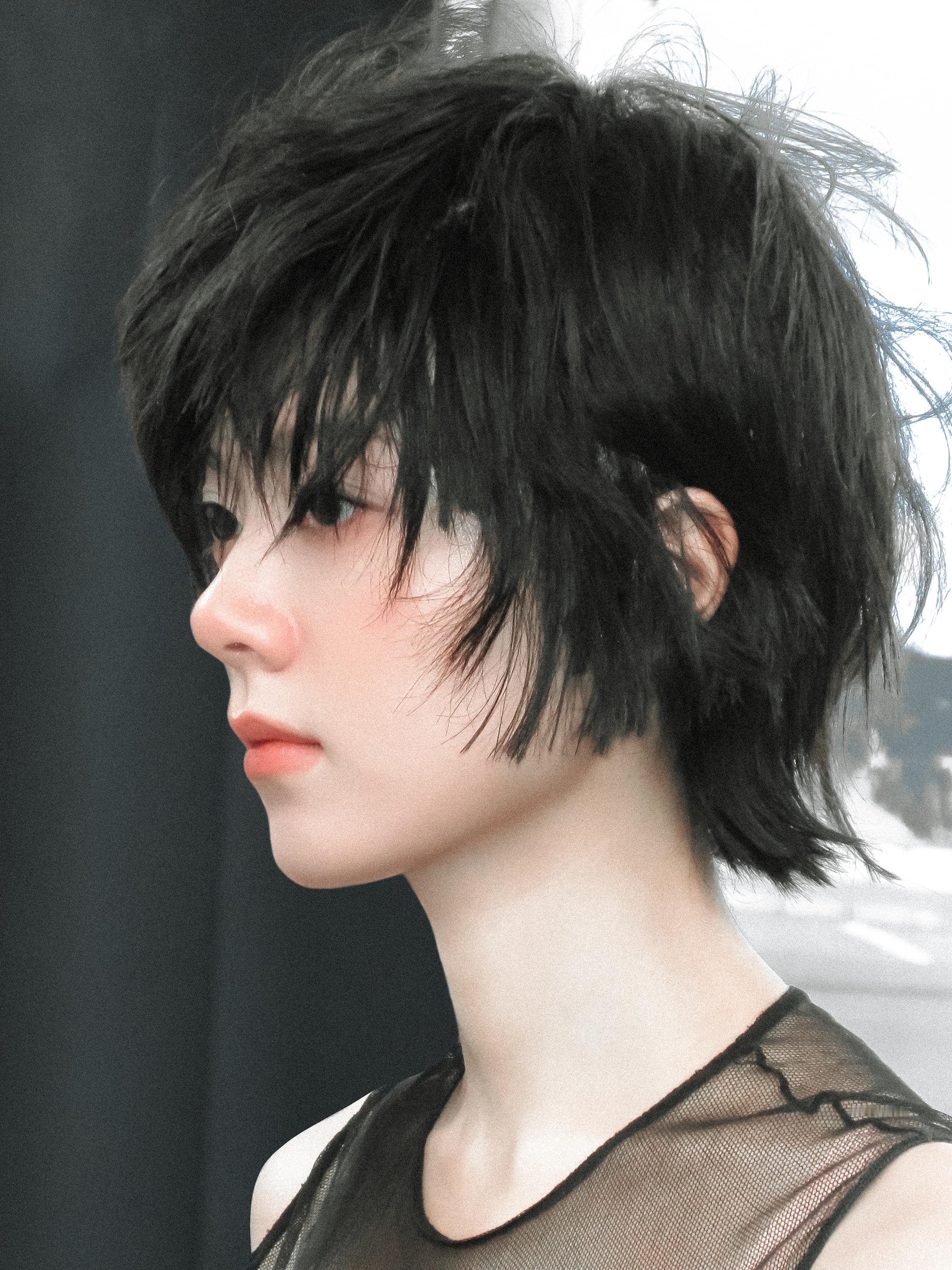 好酷的女孩 想看流浪地球了赵今麦 ​​​