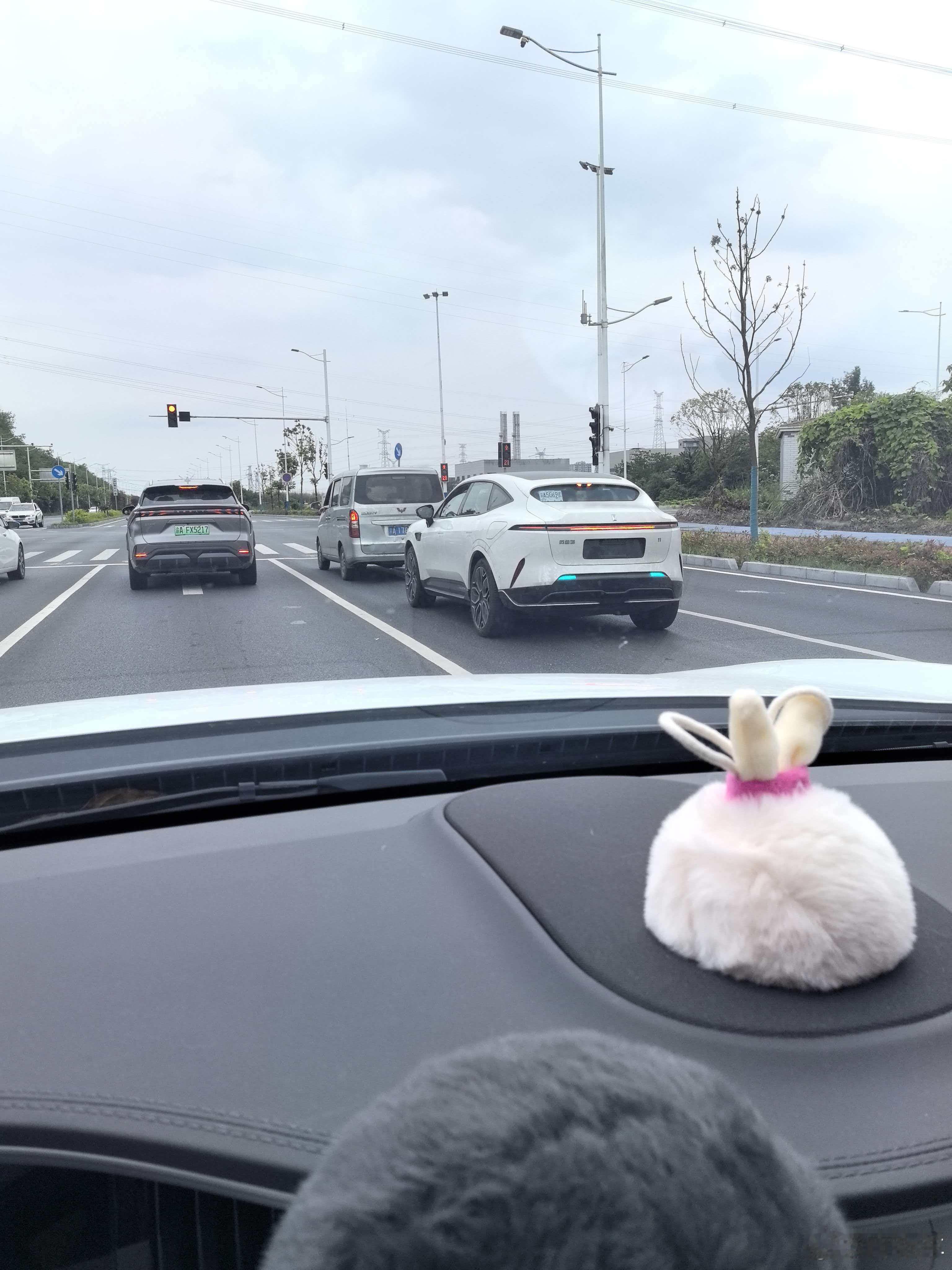 阿维塔11 小蓝灯一亮，5.0闪亮登场~ 