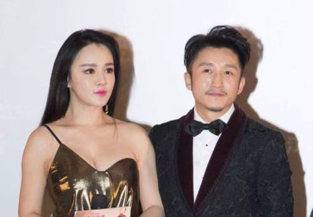 奥运冠军复出当天被网红5000元约战，冉莹颖回怼：你看不起谁呢。左眼0.1亏损2