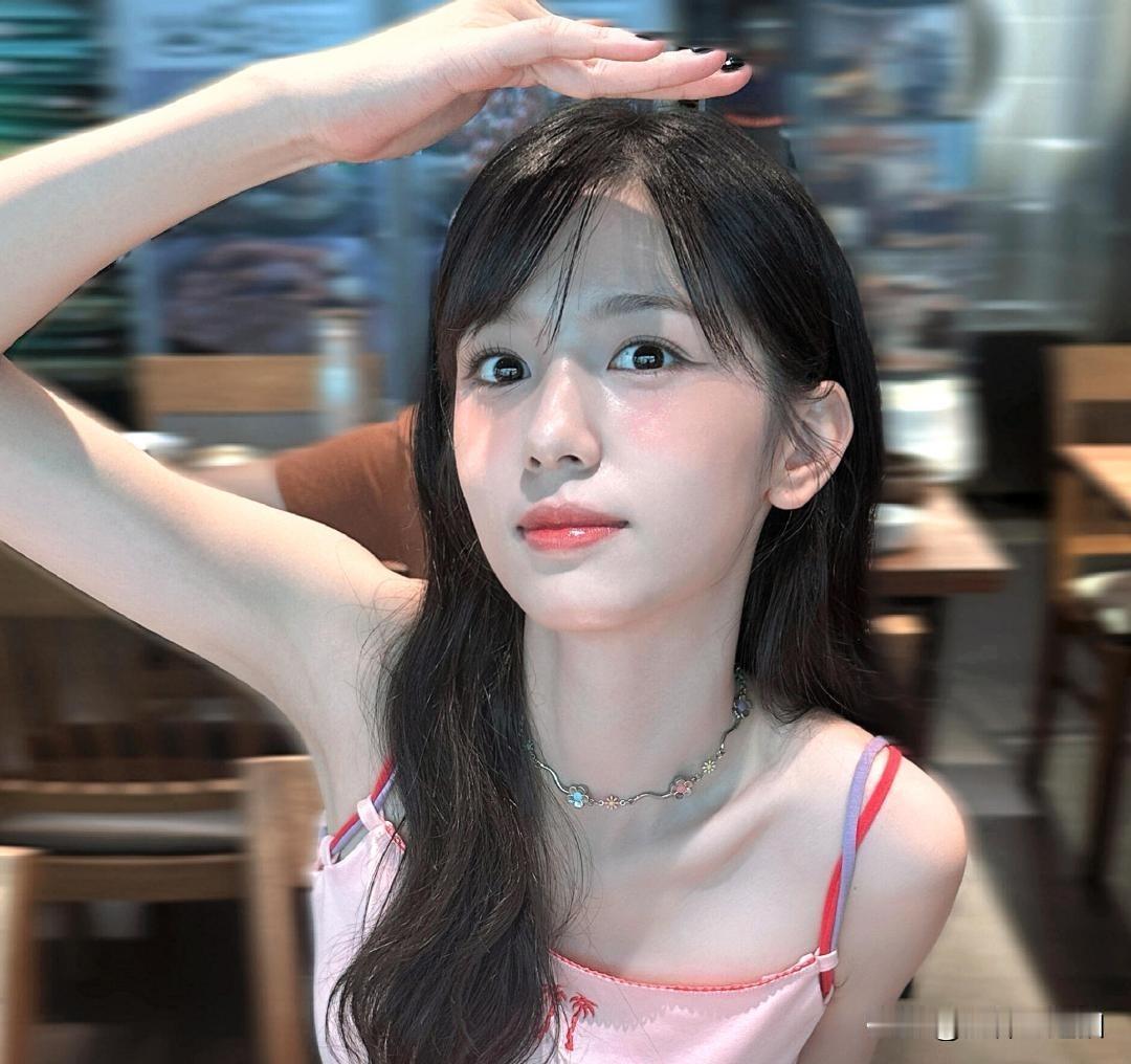 元气少女自拍，清新自然，甜美可人！🌸📸