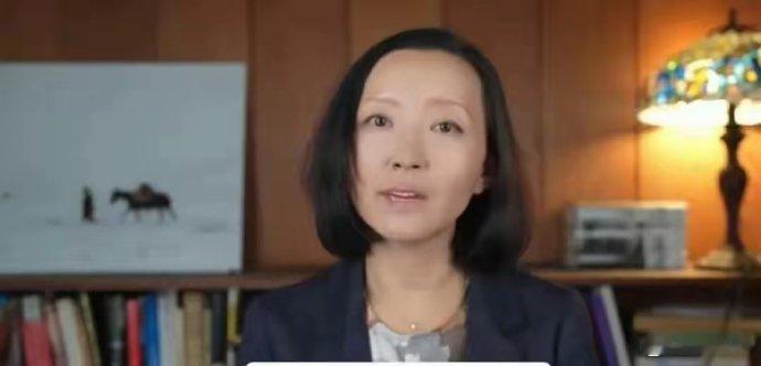 公知女神柴静，终于活成了高华的样子 ​​​