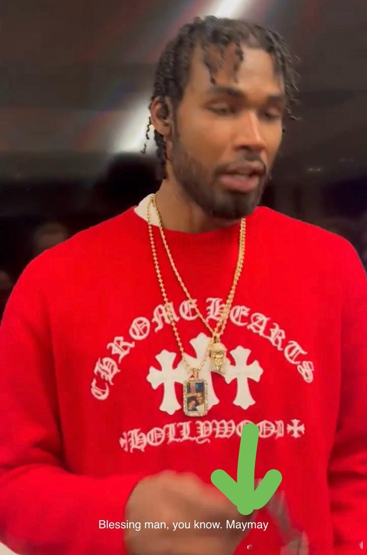 伊森确实是有“梗“的，他戏称乌度卡为“maymay（梅梅）”（Ime 的 变称）