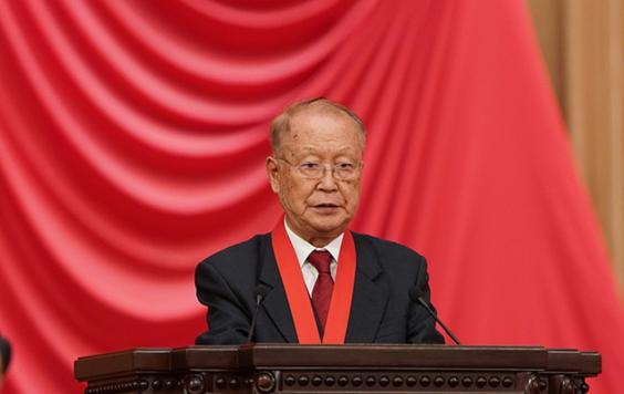 中国雷达已经从过去的“看不远、看不清”，直接跃升到能在8000公里之外发现小目标