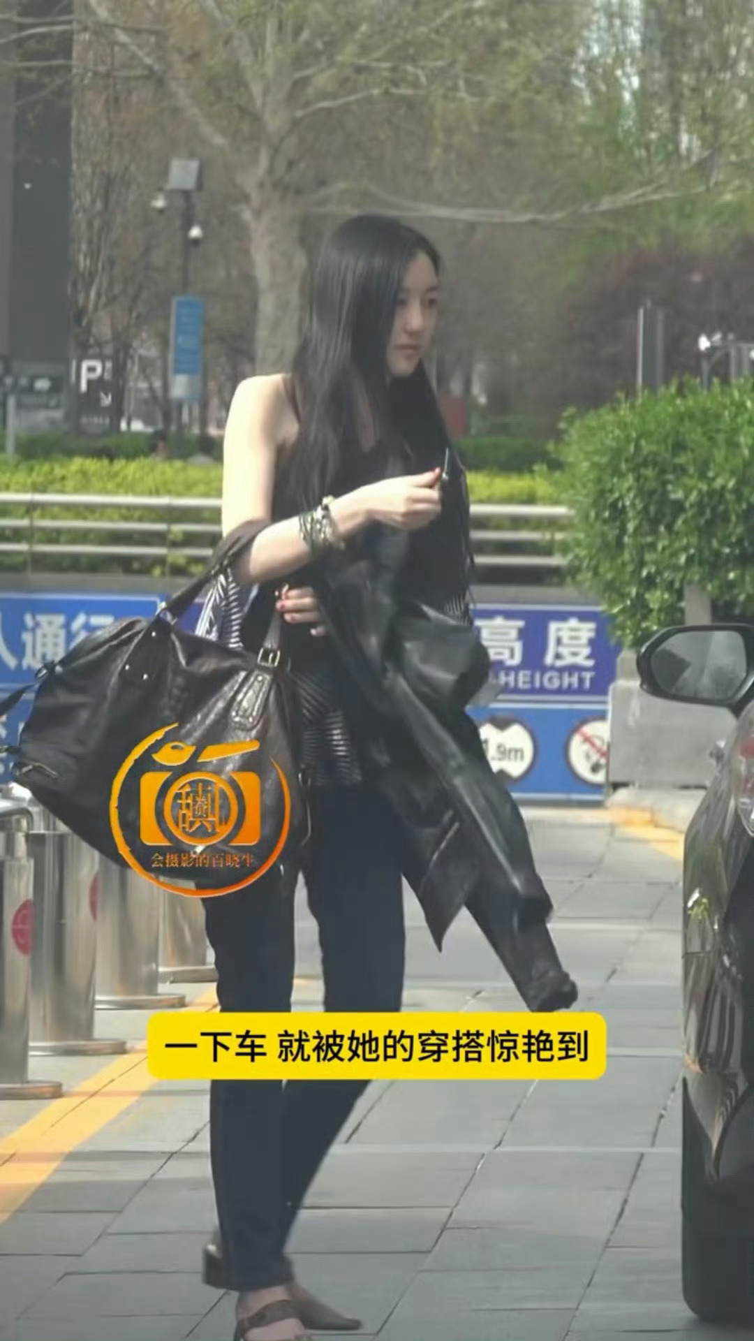 19岁李嫣近照哇～身材超级好～笑起来最好看 ​​​