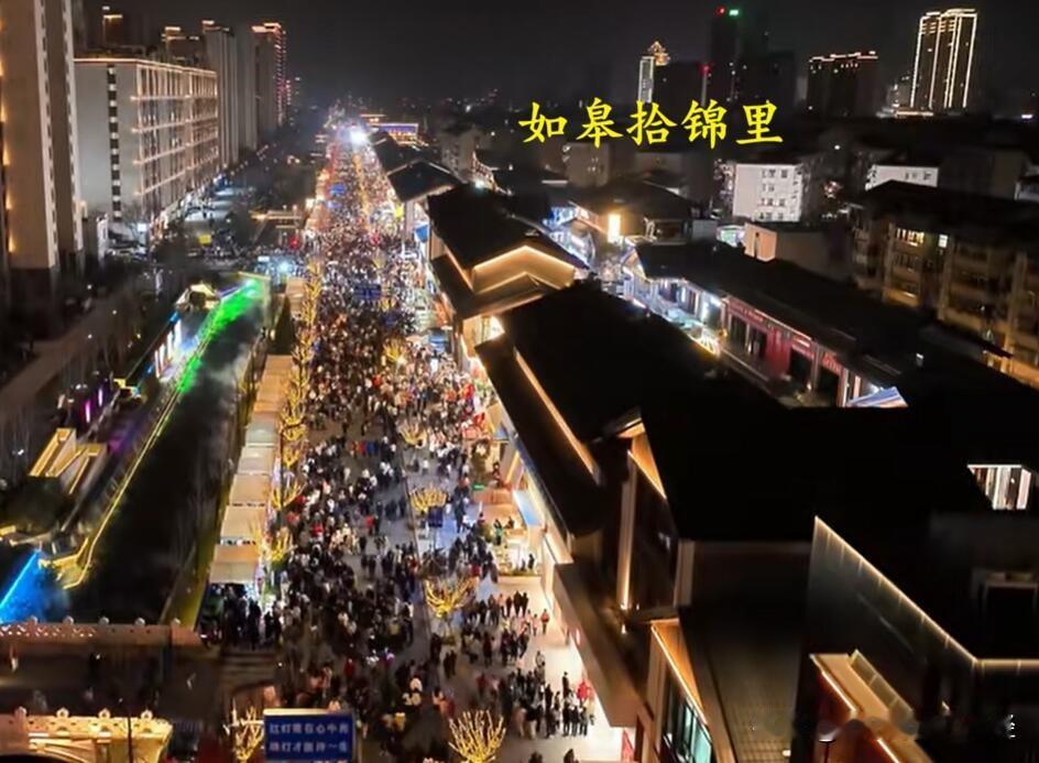 有句说句，相比于其他城市，南通各地的商业街明显偏少，可能和南通“不爱玩乐”的传统