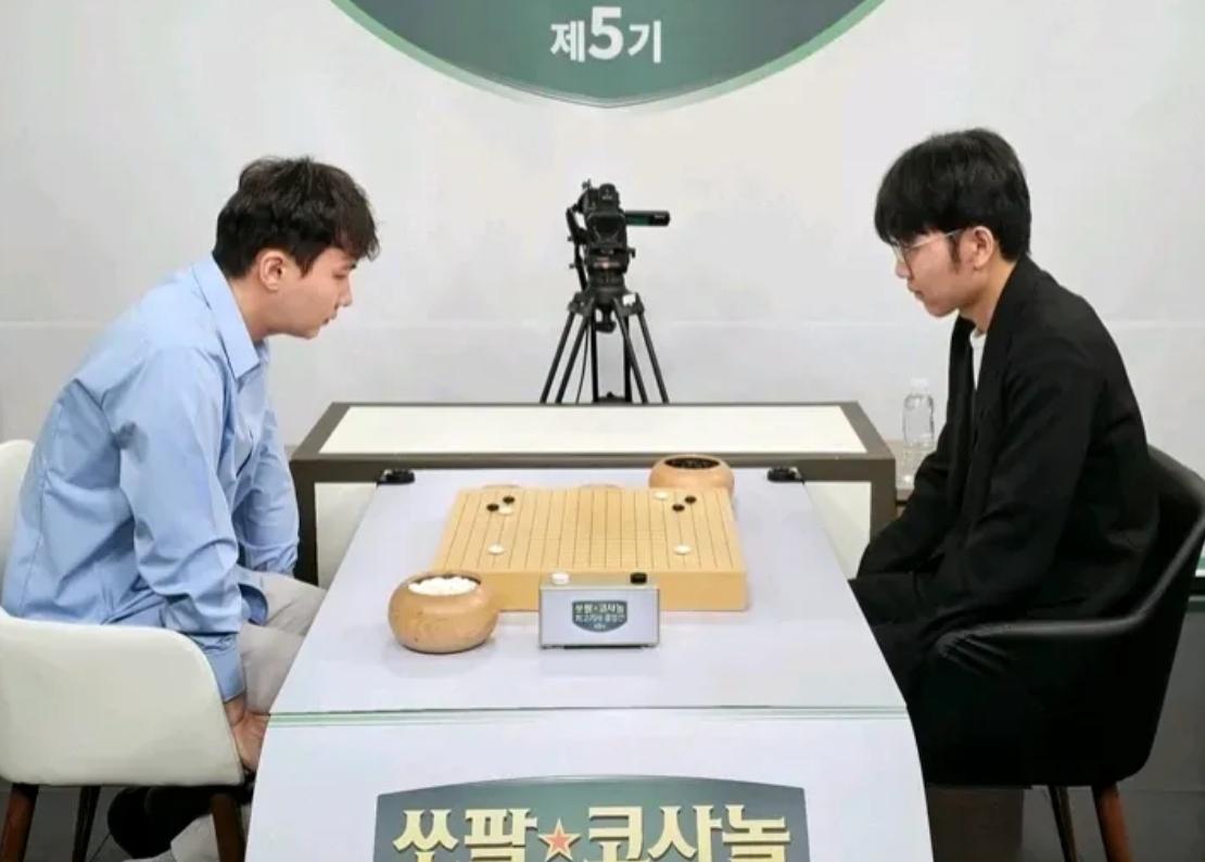 关注韩国最佳棋士战


今年的韩国围棋第6届最佳棋士战于2月21日拉开了预选赛阶
