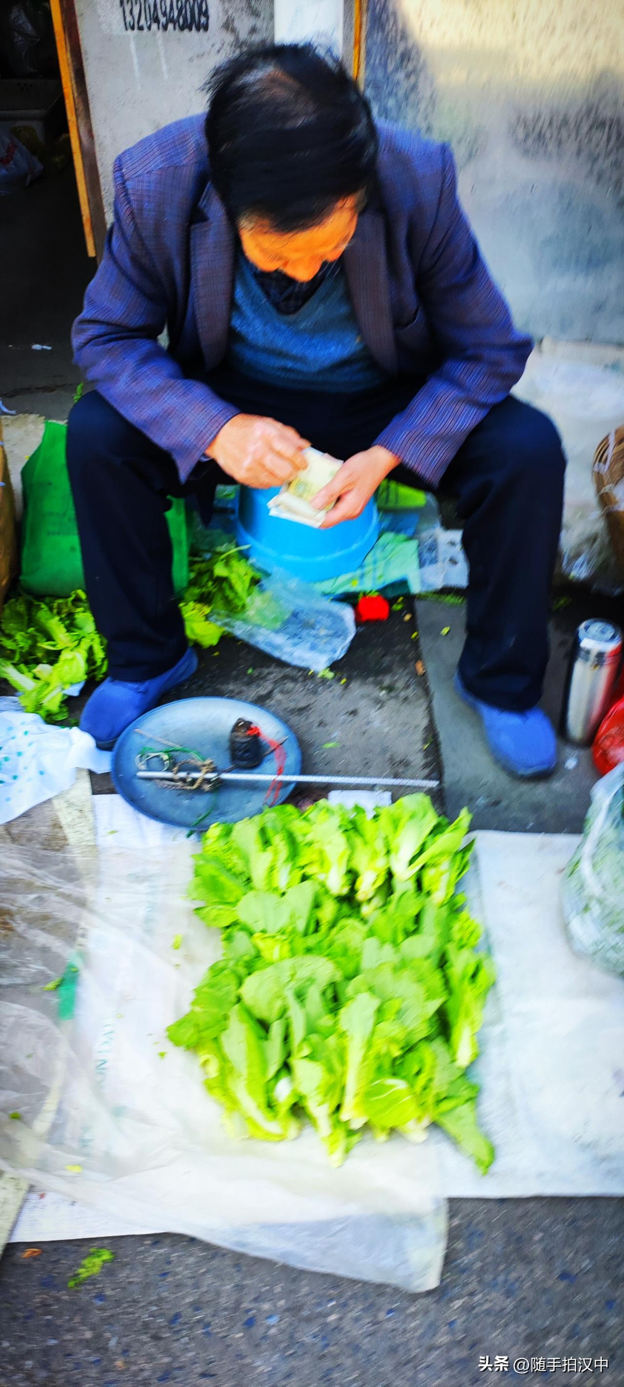 春日生活打卡季三月的尾巴，清明未至，正是仲春时节。春菜越来越多，蒜苔进入尾声，竹