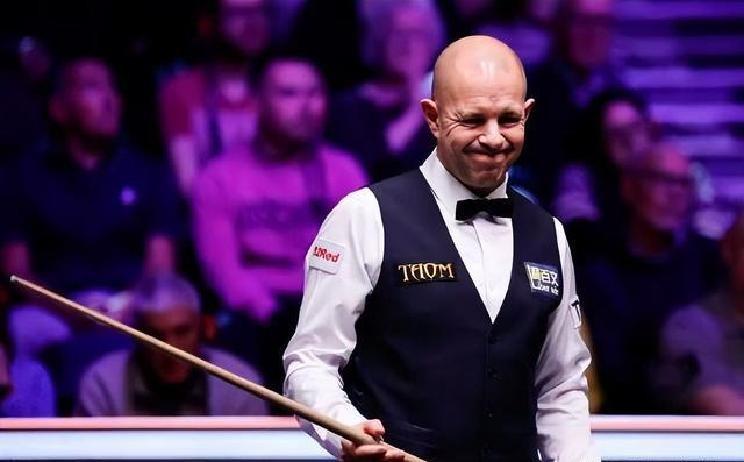 斯诺克最新战报：8强全部出炉、中国3席，80五虎全胜、丁对小特！
“老将还挡得住