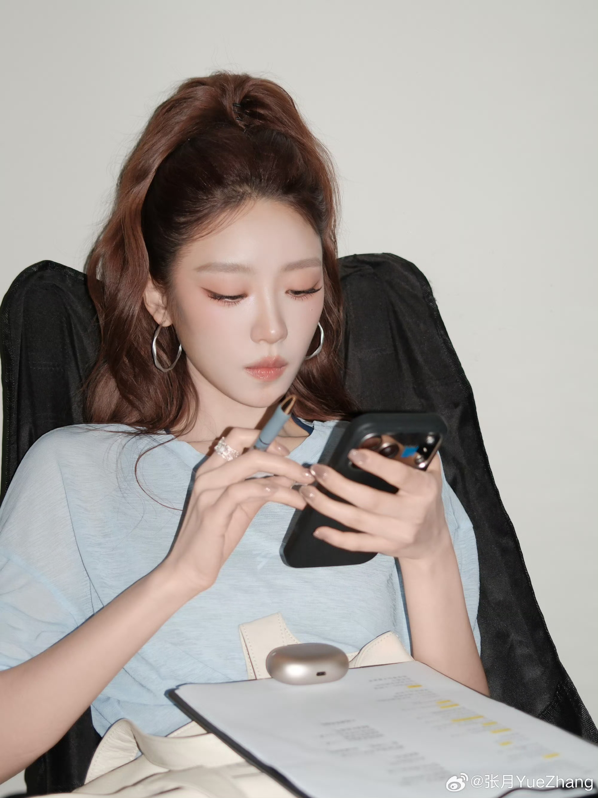 张月完全女团来的张月是舞台的神吧，完全女团来的，实力颜值全在线，唱跳也是轻松拿捏