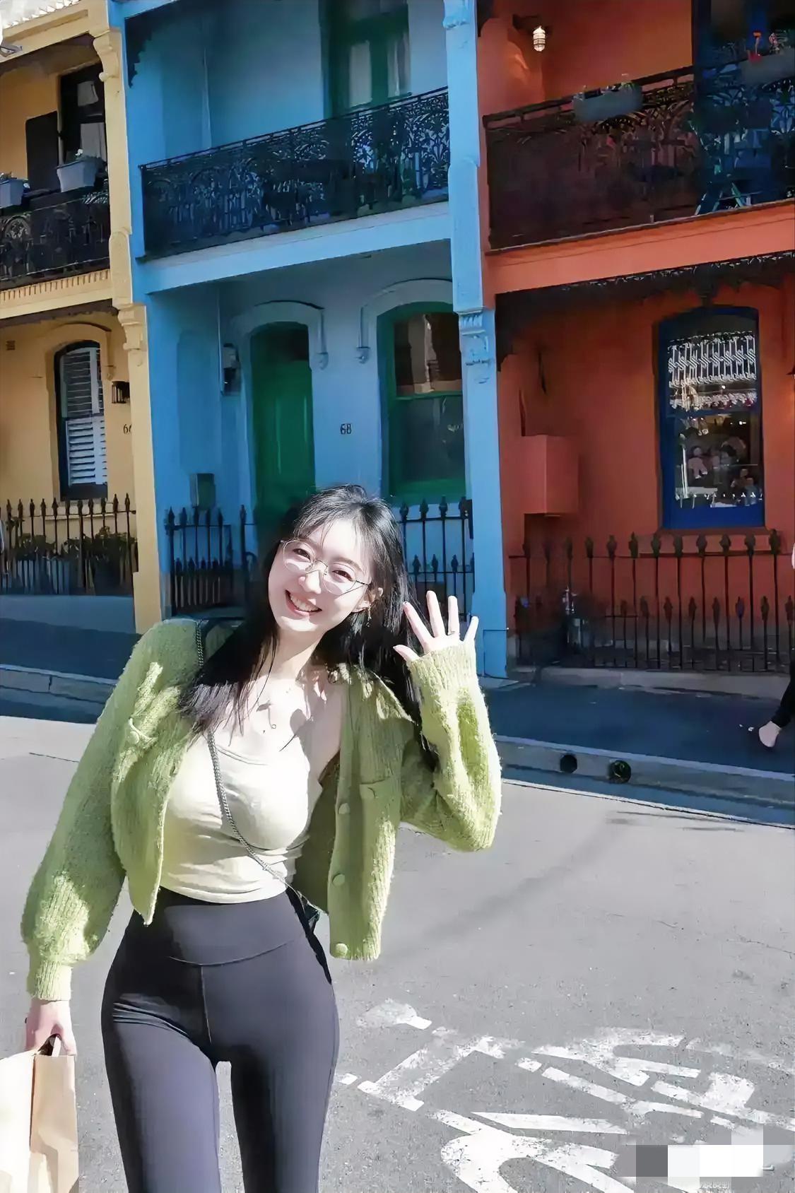 白白净净，别出过国就好