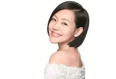 知情人士爆料，小S至今仍深陷丧姐阴霾，心理状况极不稳定！自2025年2月大S因流