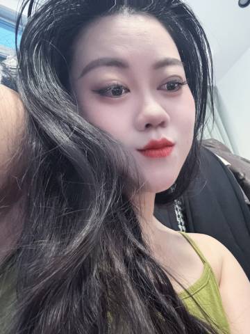 红唇黑发 做幸福的中国女人🇨🇳