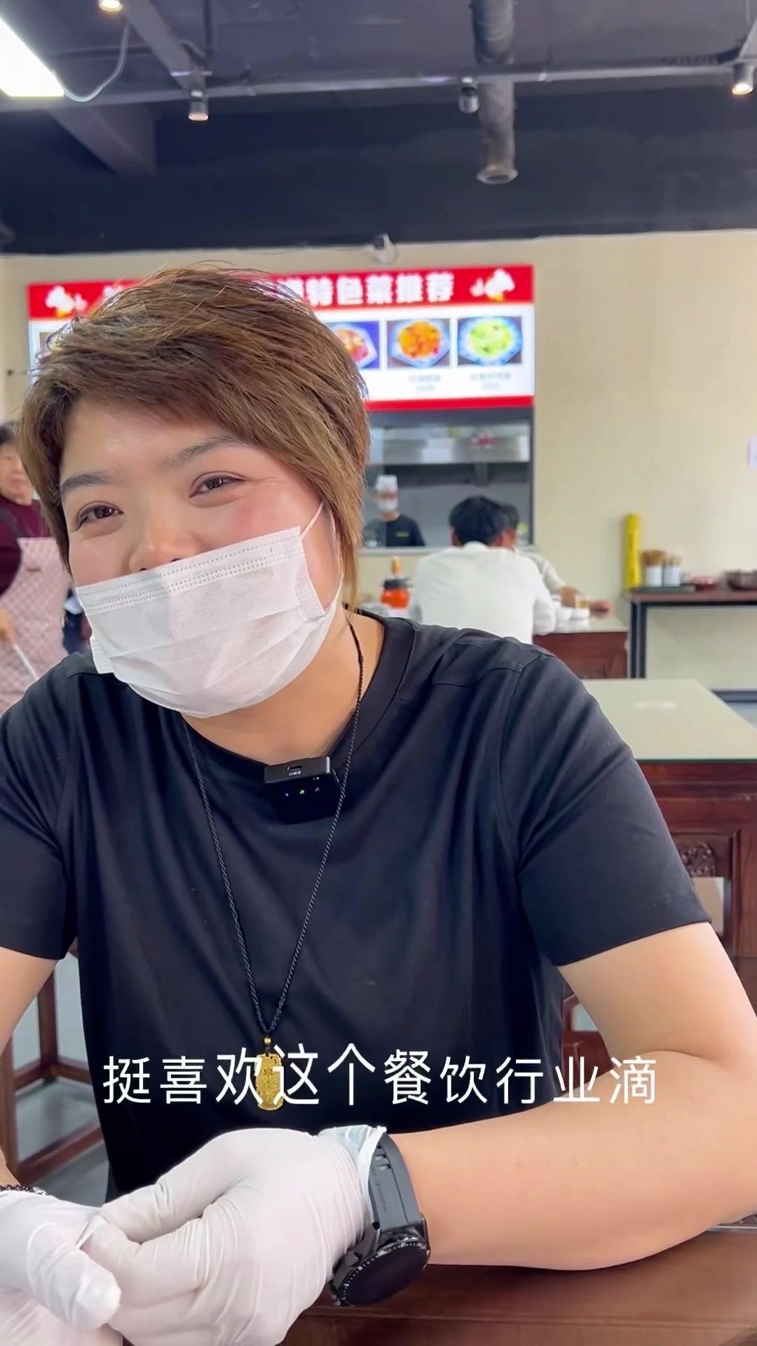 🍲西安藏在农村的炒肉片煮馍太绝了！原价22块，现价只要1 6块8，三鲜和炒肉片