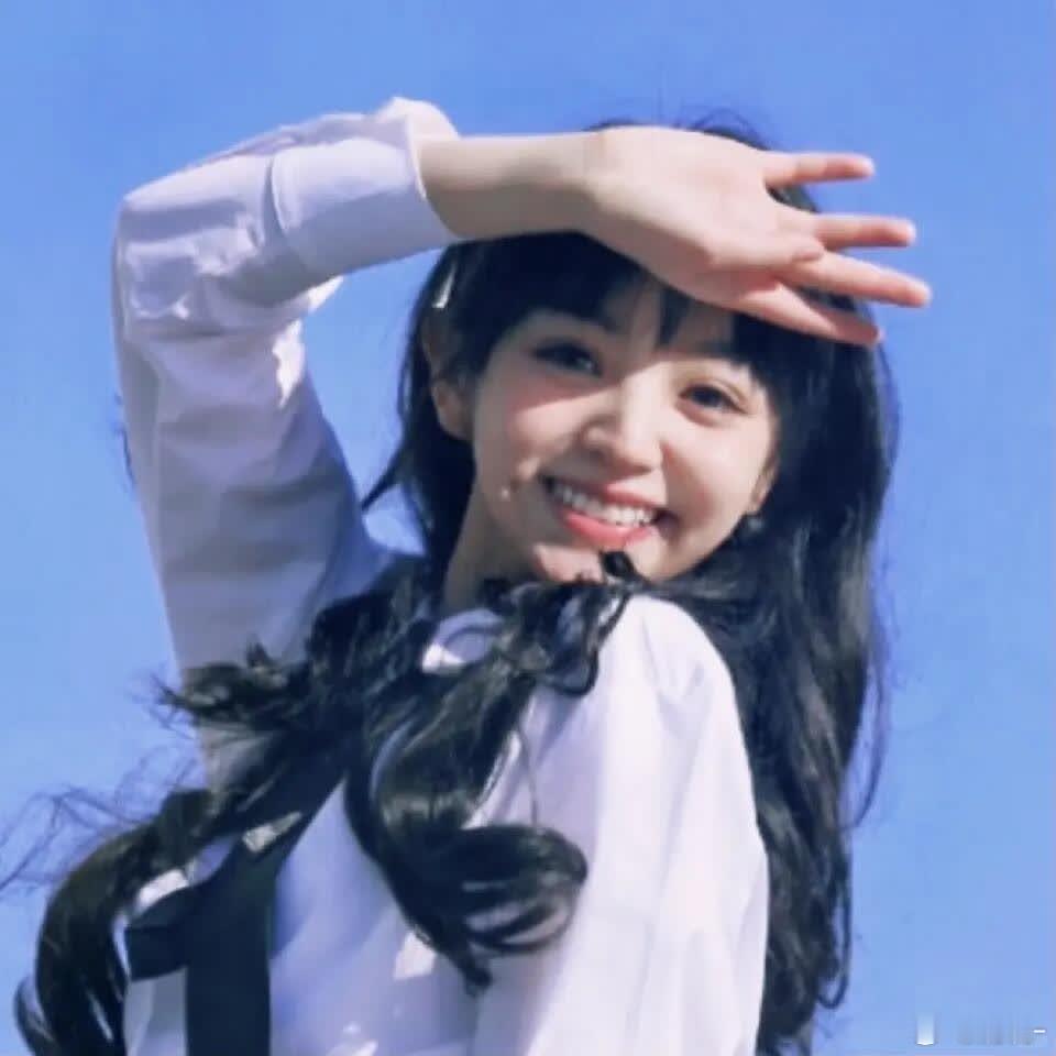 田曦薇：有人比?我更相信?我✨  田曦薇：好奇怪，有人比?我更相信?我✨ 刷到田